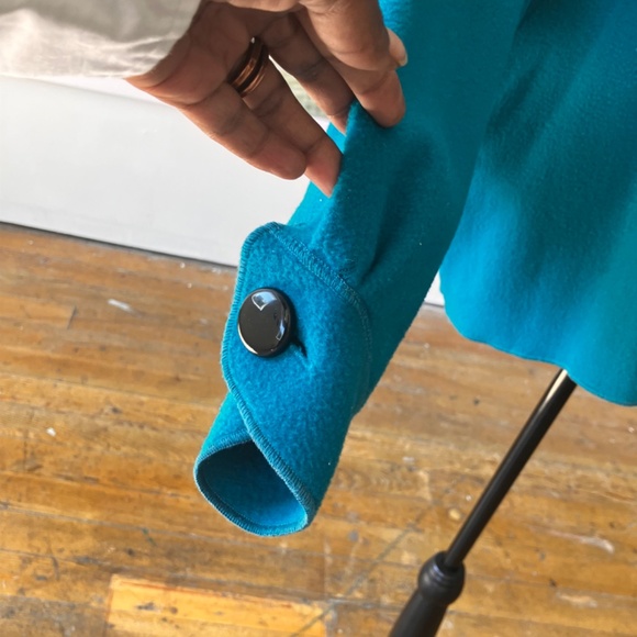 Turquoise Wool sleeved cape jacket - Picture 5 of 13